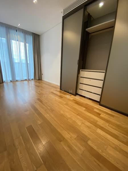 28 South Beach Road photo 2