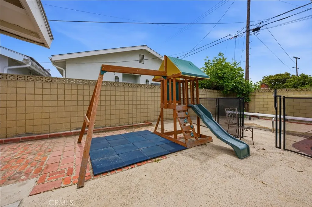 12201 Ferrari Ln, Garden Grove, CA 92841