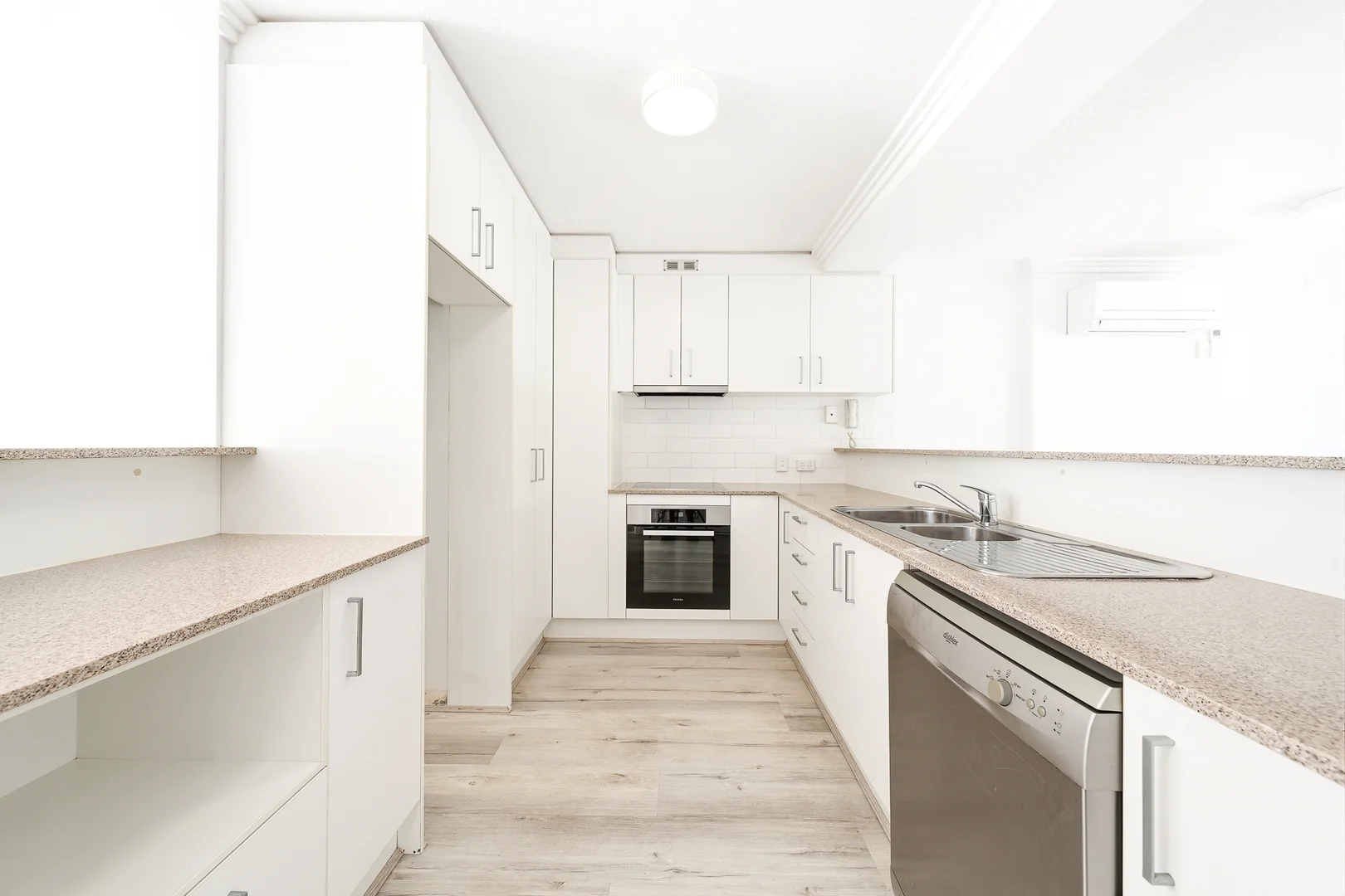 Additional image 3 of 8/7 Ashgrove Avenue, Ashgrove QLD 4060