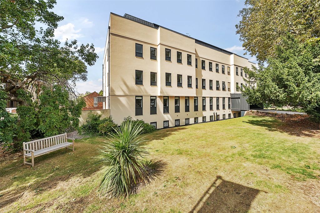 Additional image 19 of 2 bed flat for saleApartment 19 - Penthouse, 109 - 111 Bath Road, Cheltenham, Gloucestershire GL53