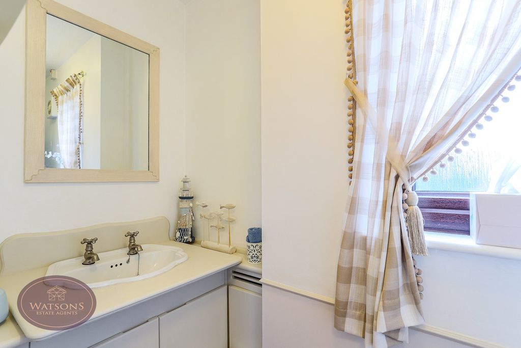 Additional image 11 of 4 bed detached house for saleAscot Avenue, Kimberley, Nottingham NG16