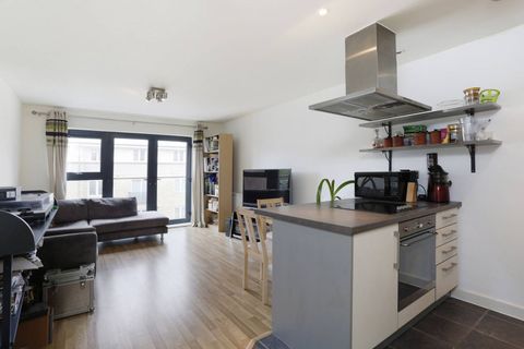 Windsor Court, Mile End, London E3