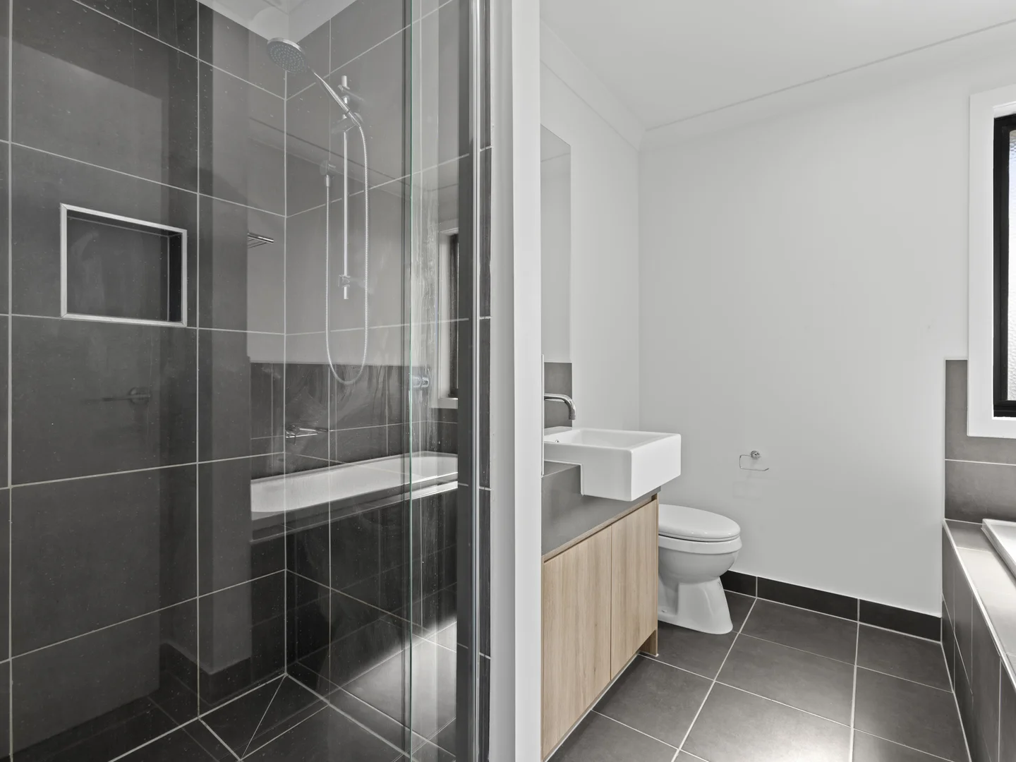Additional image 6 of 20 Netherley Walk, Armstrong Creek VIC 3217