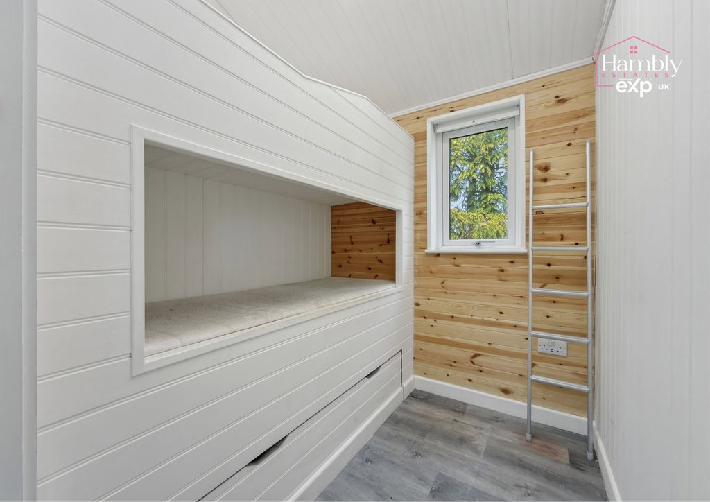 Additional image 40 of 6 bed detached house for salePenyrheol, Pontypool NP4
