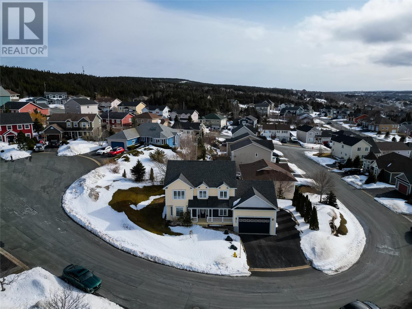 5 Cedarhurst Place