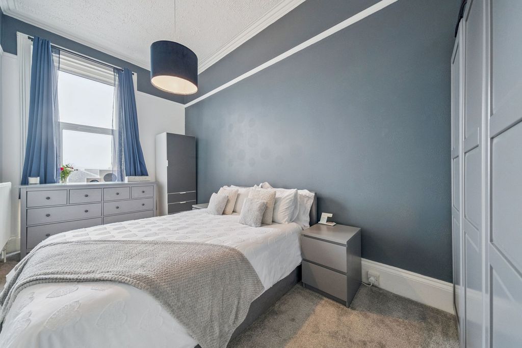 Additional image 10 of 2 bed flat for sale2/1, 12 William Street, Helensburgh G84