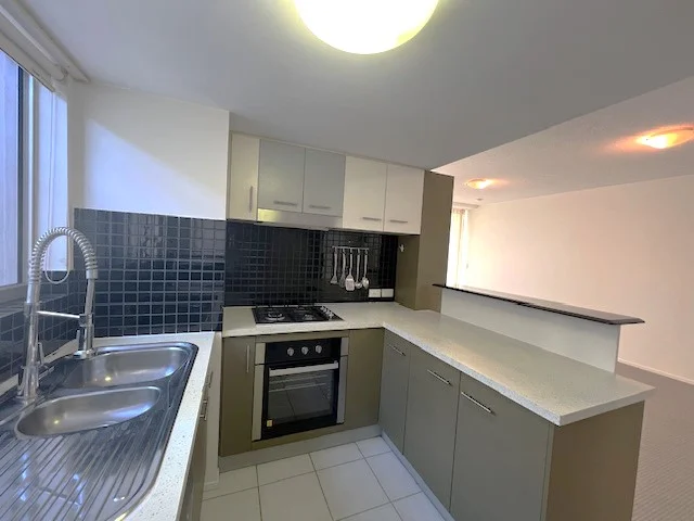 BA1208/27 Station Road, Indooroopilly QLD 4068 photo 2