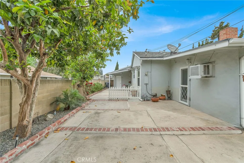 Additional image 73 of 2501 Deodar st, Santa Ana, CA 92705