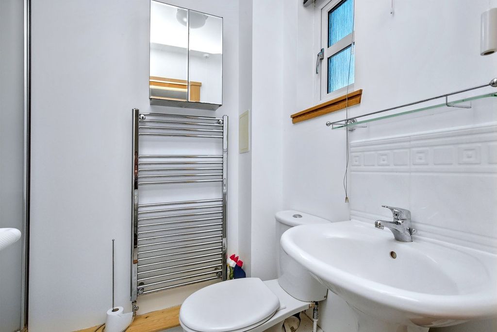 Additional image 10 of 2 bed flat for saleJames Foulis Court, St Andrews KY16
