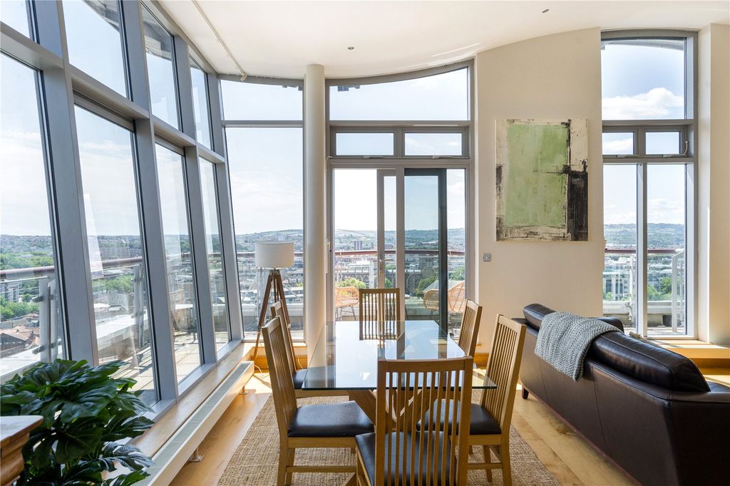 Additional image 3 of 2 bed flat for saleThe Panoramic, 30 Park Row, Bristol BS1