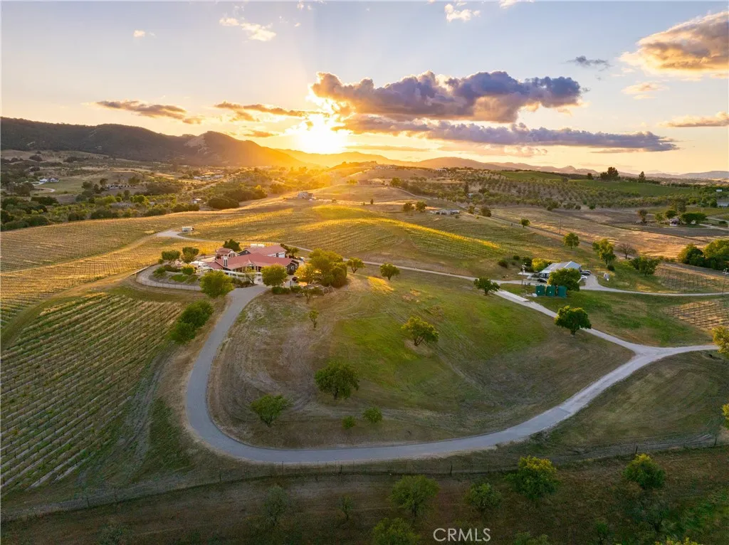 Additional image 72 of 2325 Bella Tierra Pl, Paso Robles, CA 93446