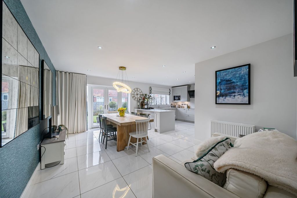 Additional image 6 of 5 bed detached house for saleWillow Drive, Harrogate HG3