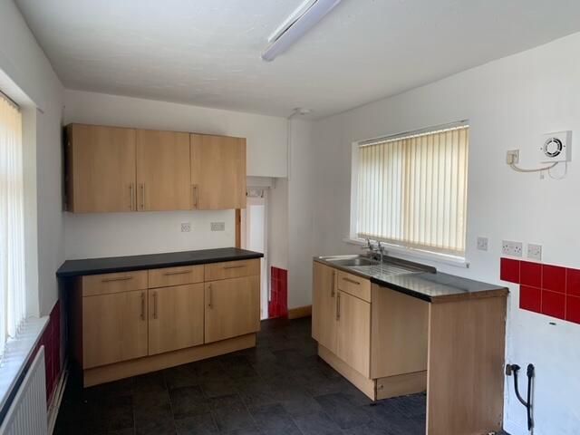 Pickles Lane, Bradford, West Yorkshire, BD7 photo 3