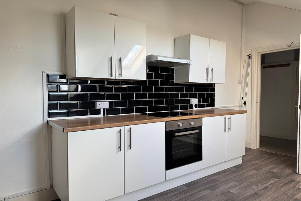 Lansdowne Road, BH1