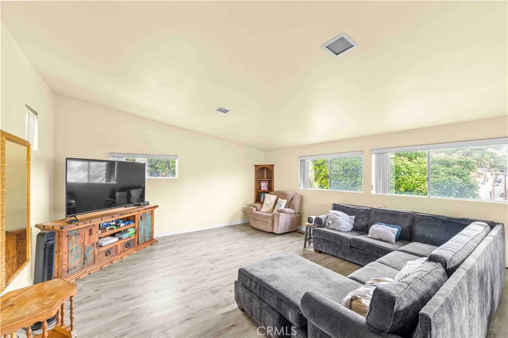 Additional image 9 of 3680 Rolle St, Los Angeles, CA 90031