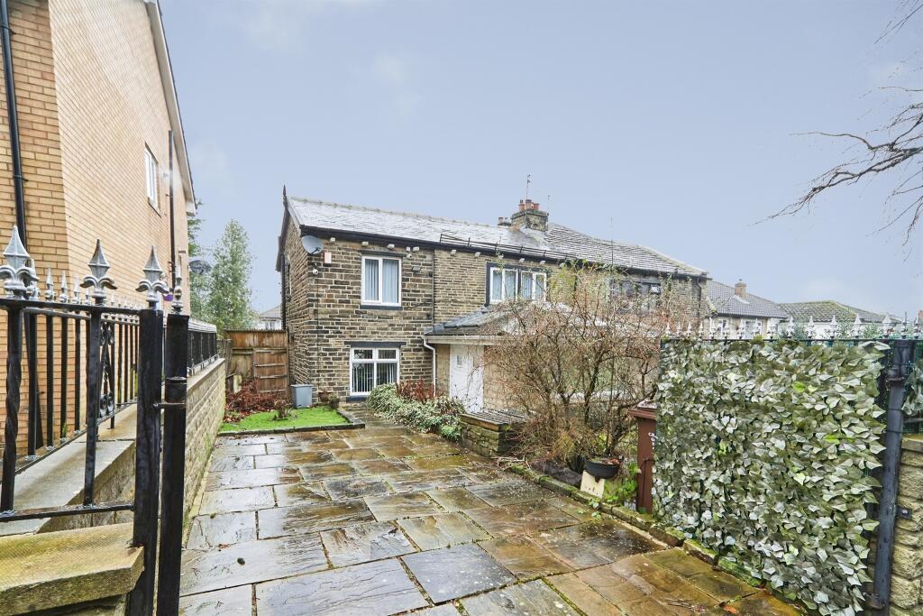 Parkside Grove, Bradford