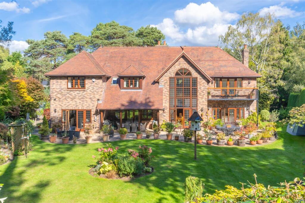 Bury Road, Branksome Park
