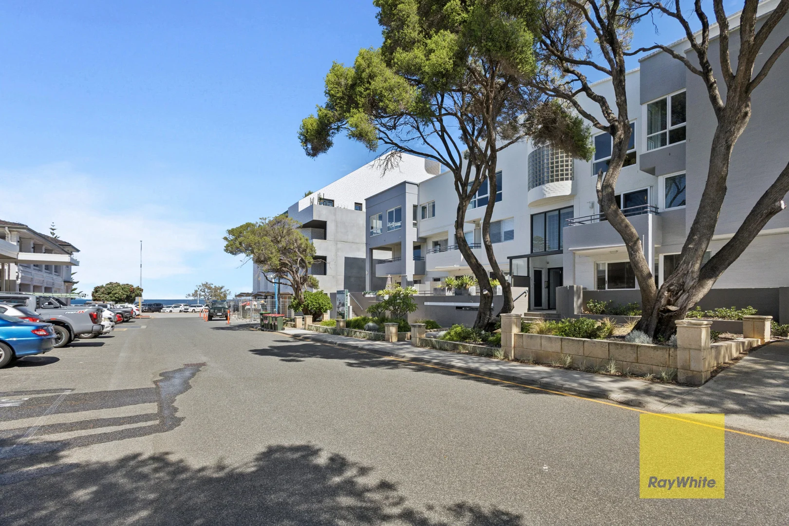 Additional image 17 of 6/4 Warnham Road, Cottesloe WA 6011