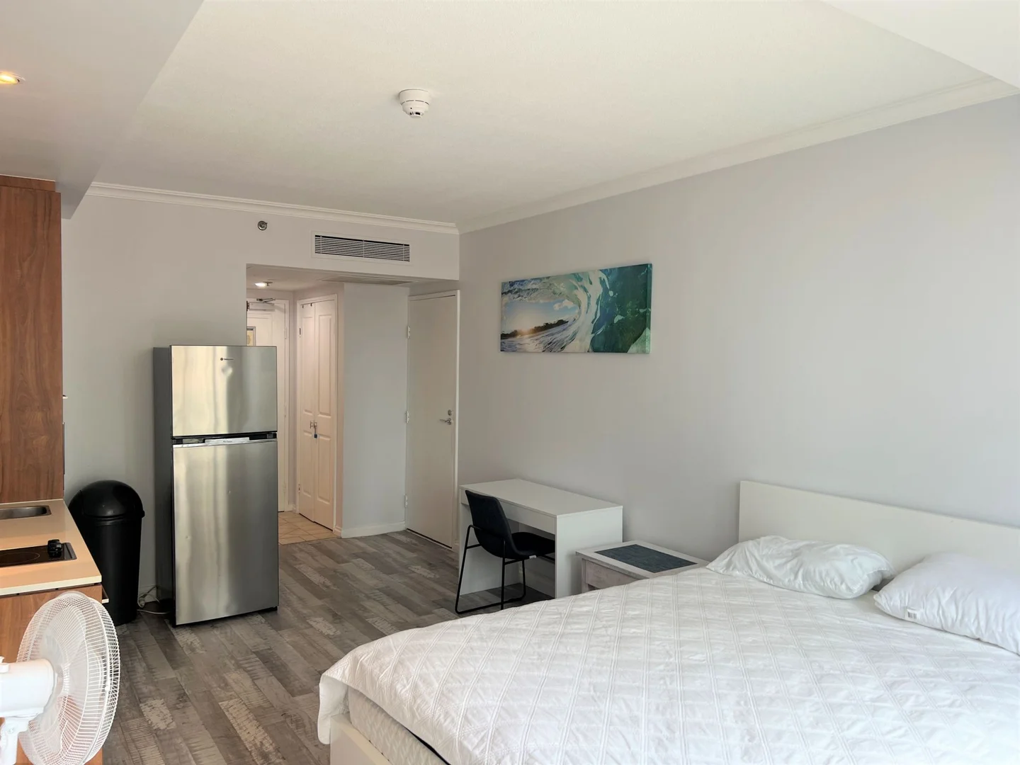 Additional image 2 of 206/25 Laycock St, Surfers Paradise QLD 4217