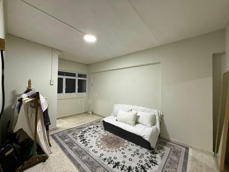817 Tampines Street 81 photo 2