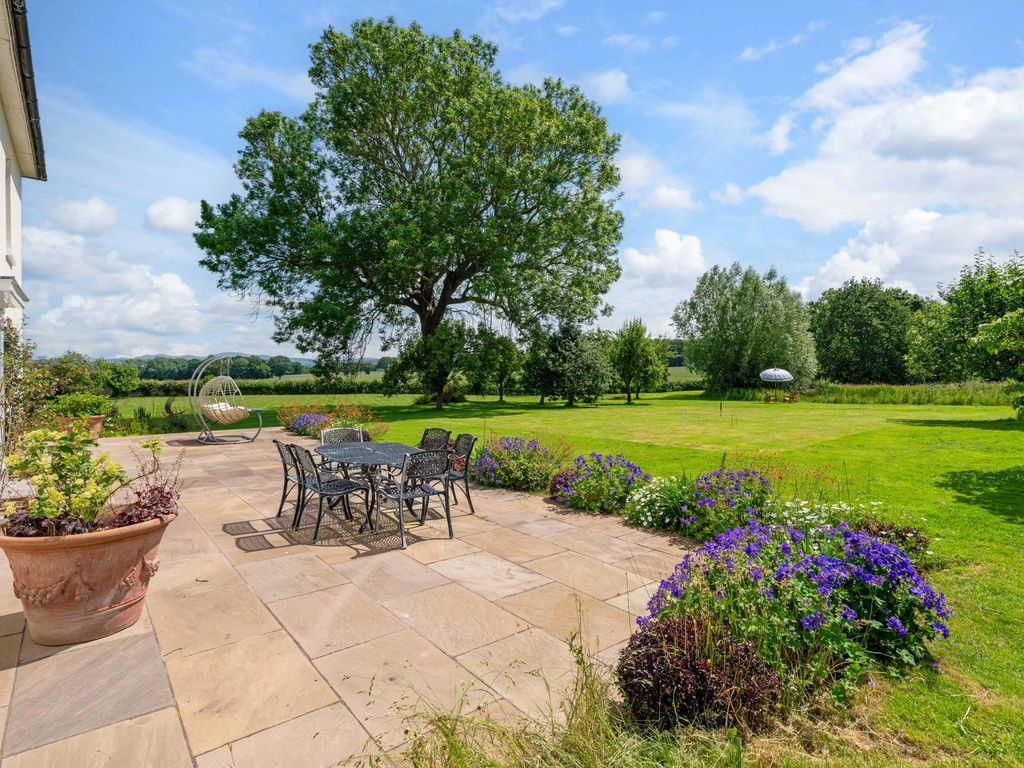 Additional image 6 of 6 bed detached house for saleMunsley, Ledbury, Herefordshire HR8