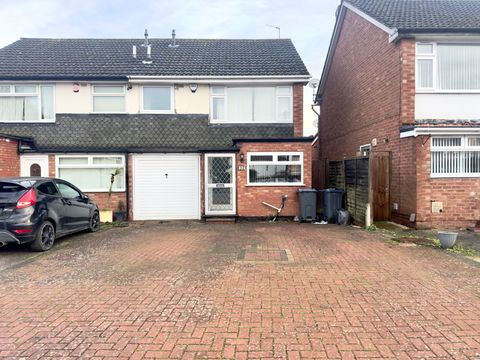Larchmere Drive, Birmingham B28