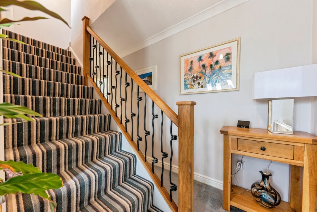 Additional image 2 of 4 bed detached house for saleRavendale Close, Grantham NG31