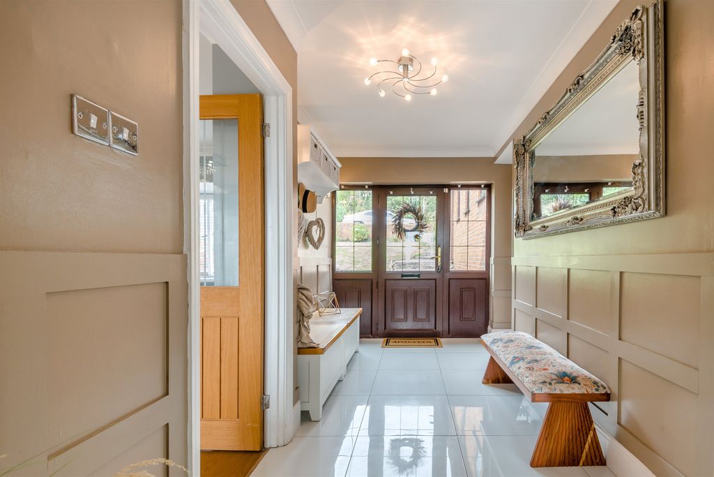 Additional image 6 of 5 bed detached house for salePriory Close, Caerleon, Newport, Newport NP18