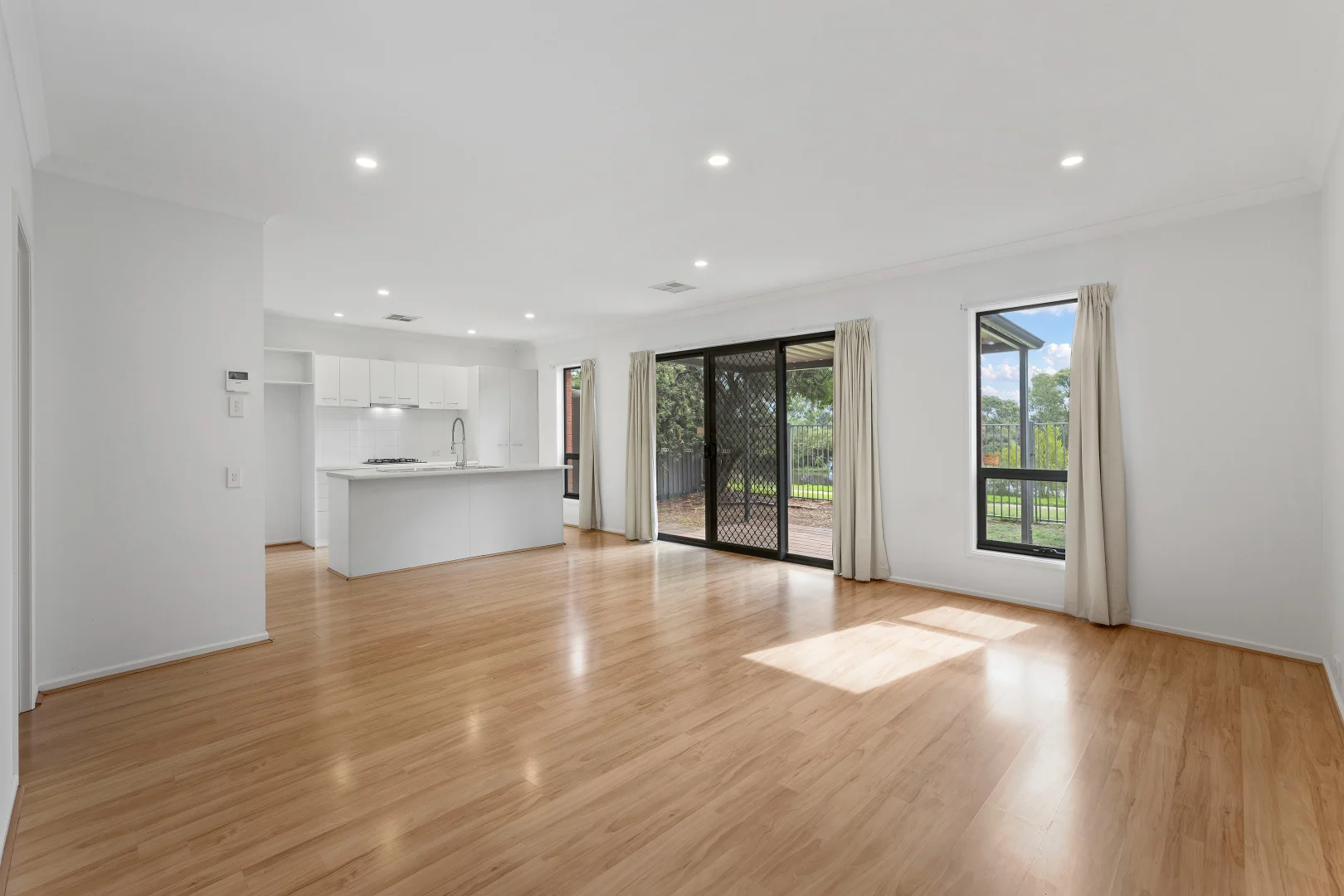 4/105 Springbank Bvd, Burton SA 5110 photo 3