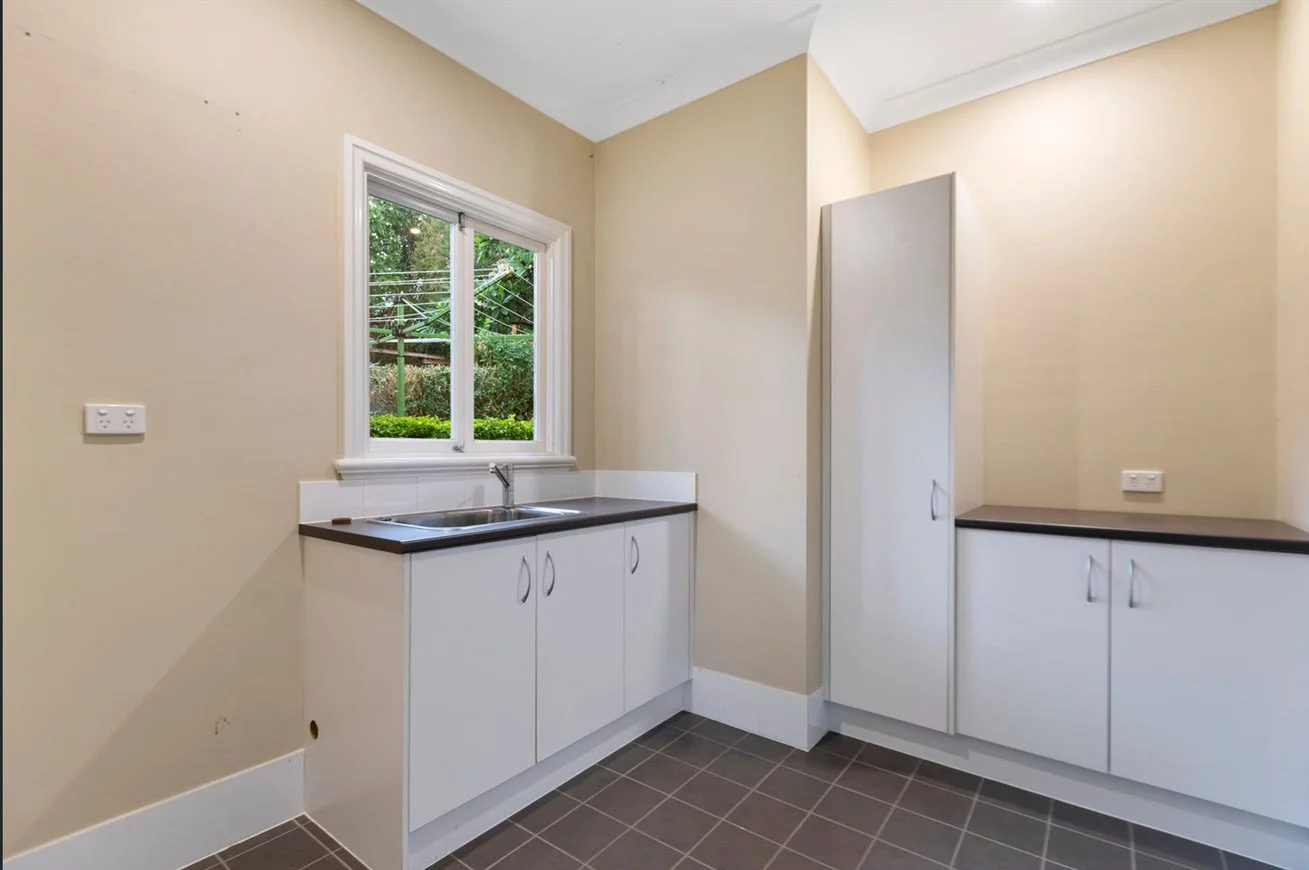 Additional image 16 of 37 Cavillon St, Holland Park QLD 4121