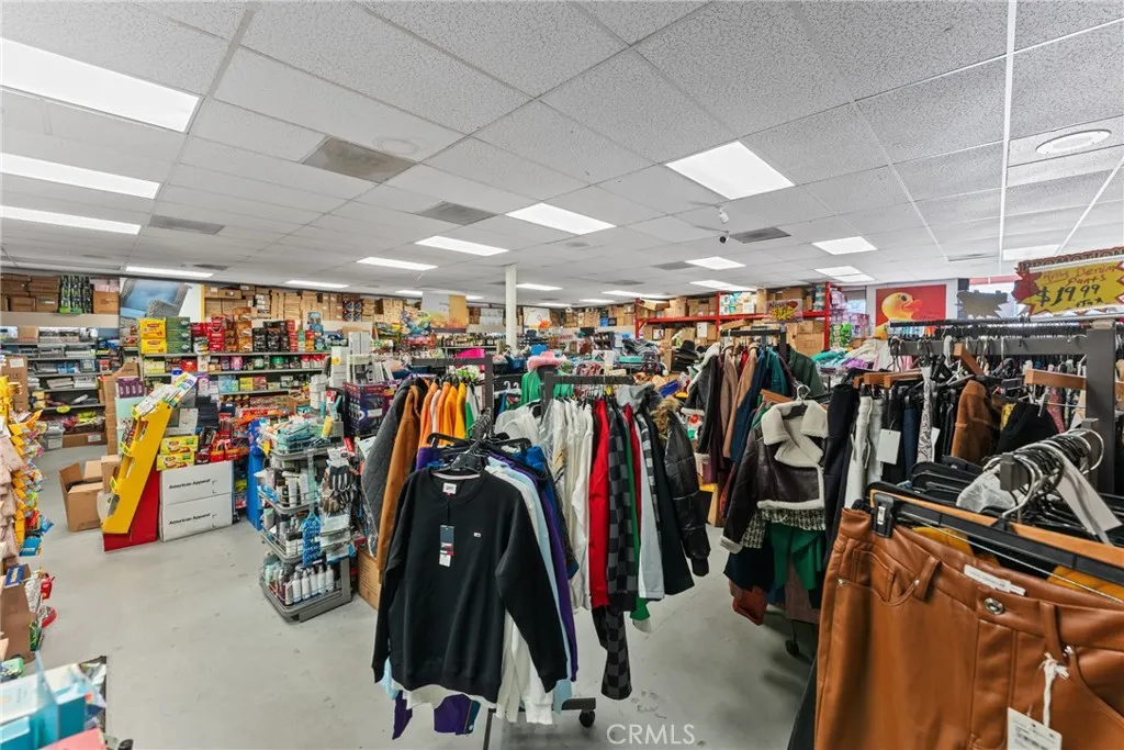 Additional image 31 of 761 N Archibald Ave Unit B, Ontario, CA 91764