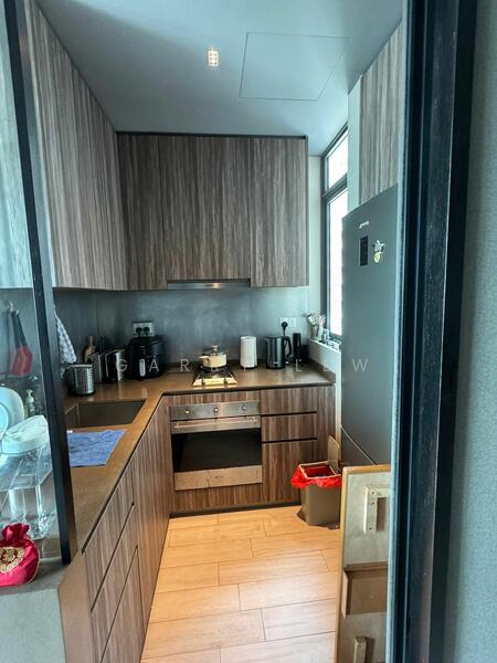 91 Prince Charles Crescent photo 5