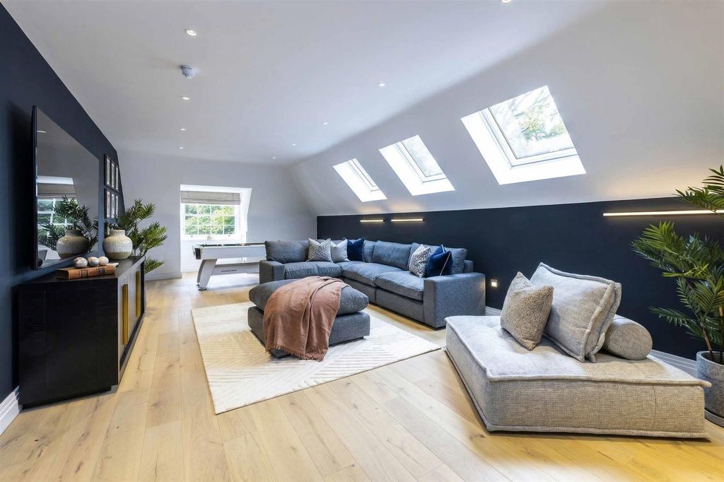 Additional image 27 of 6 bed detached house for saleBurleigh Lane, Ascot SL5