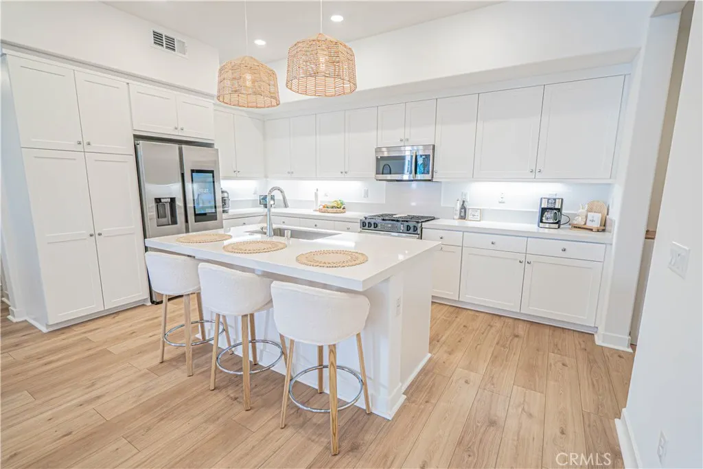 Additional image 10 of 27212 Diamond Peak Lane Unit 203, Valencia, CA 91381