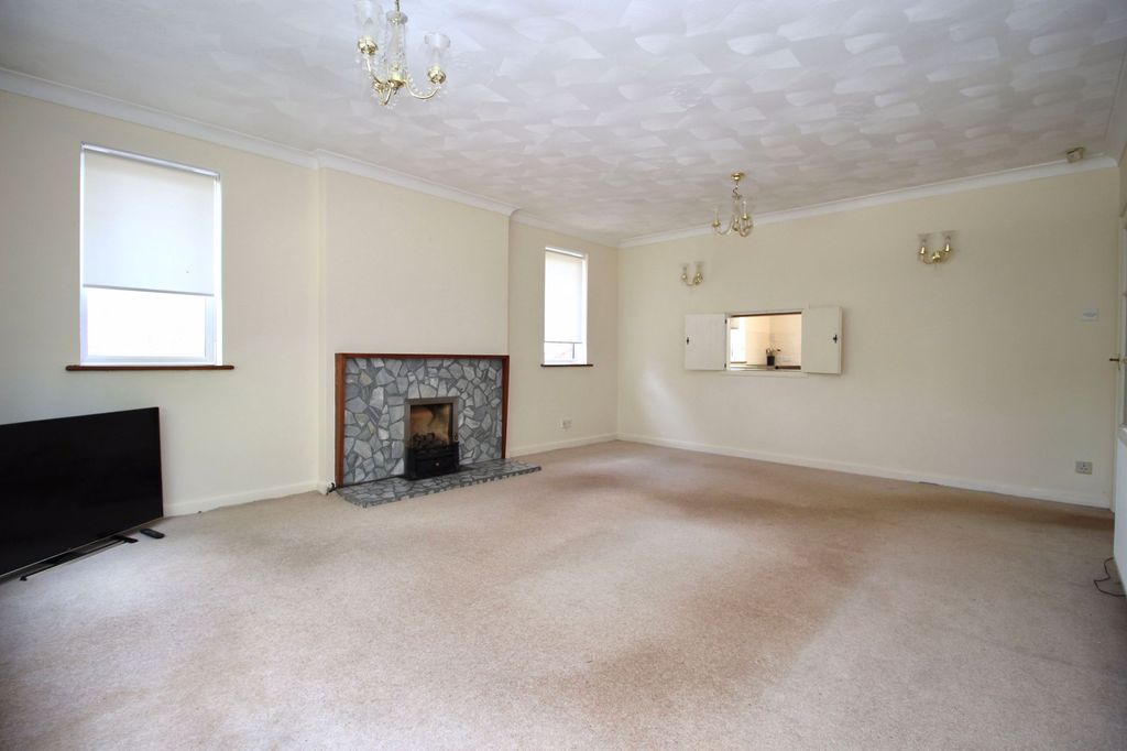 Additional image 6 of 3 bed detached house for saleReservoir Lane, Hedge End SO30