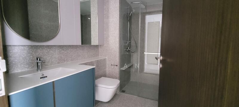 8 Clementi Avenue 1 photo 4