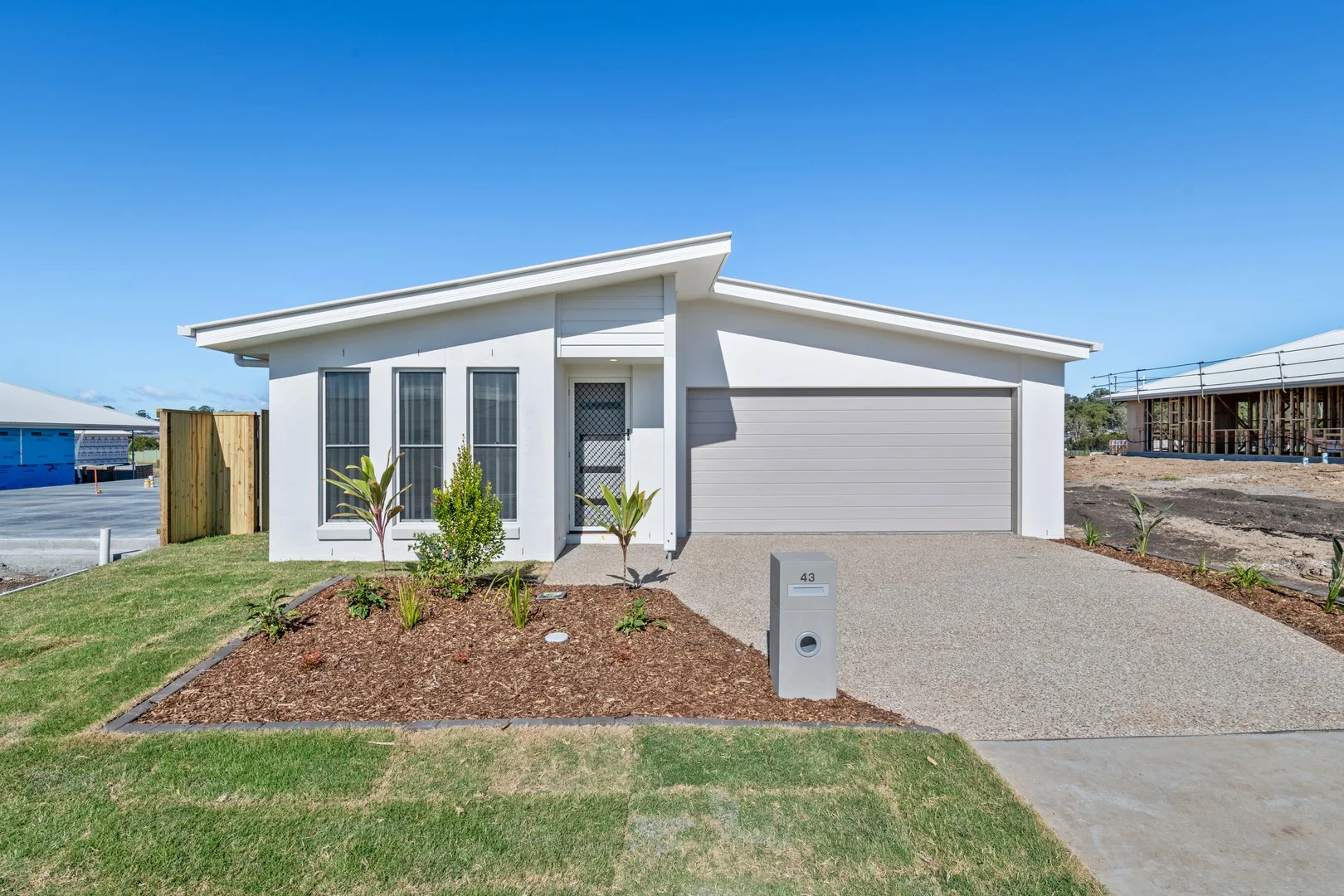 43 Irma Circuit, Park Ridge QLD 4125