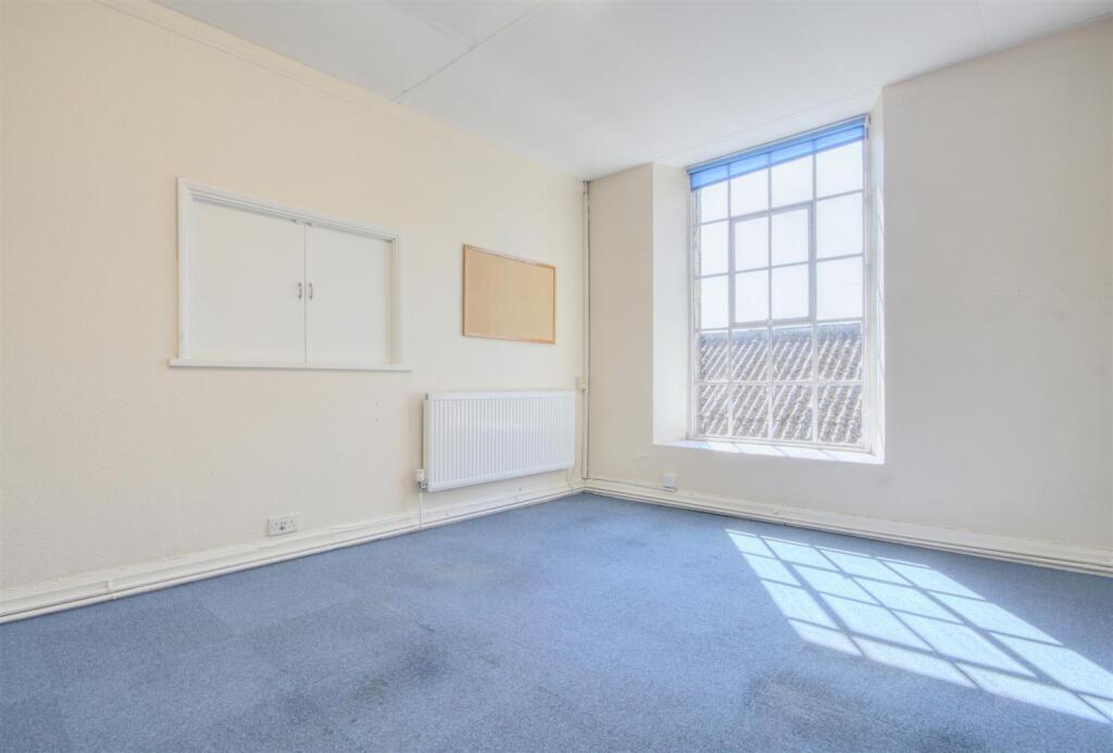 First Floor Offices, Albion Works, Skipton photo 5