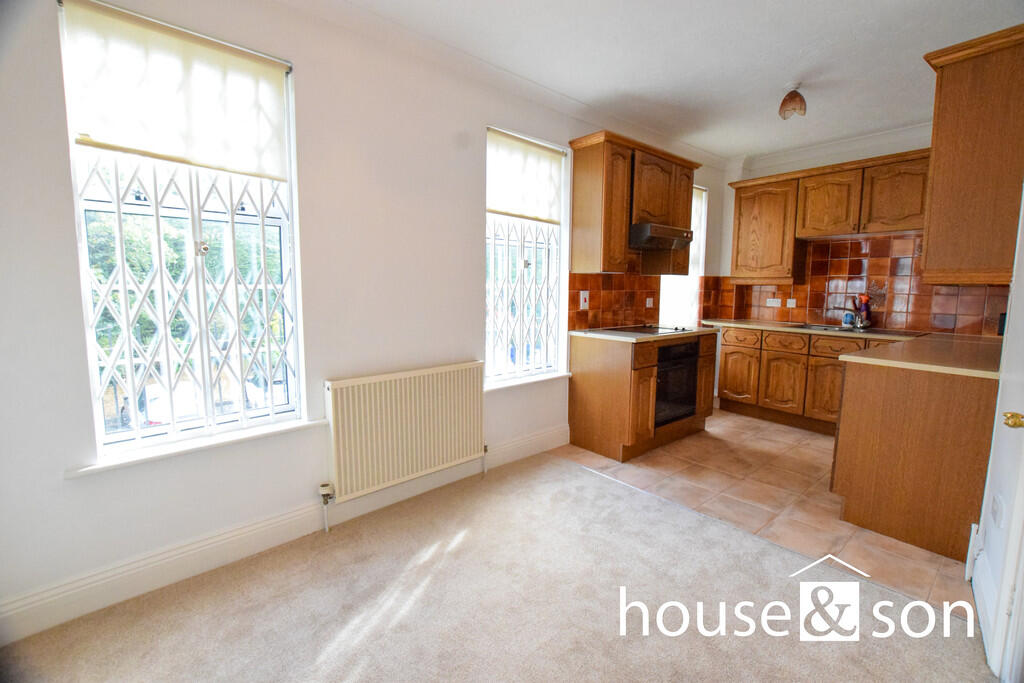 Additional image 5 of Holly Lodge, 41 Lyndsay Road, Branksome Park, Poole, BH13