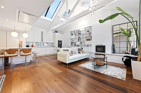 Colville Mews, London W11