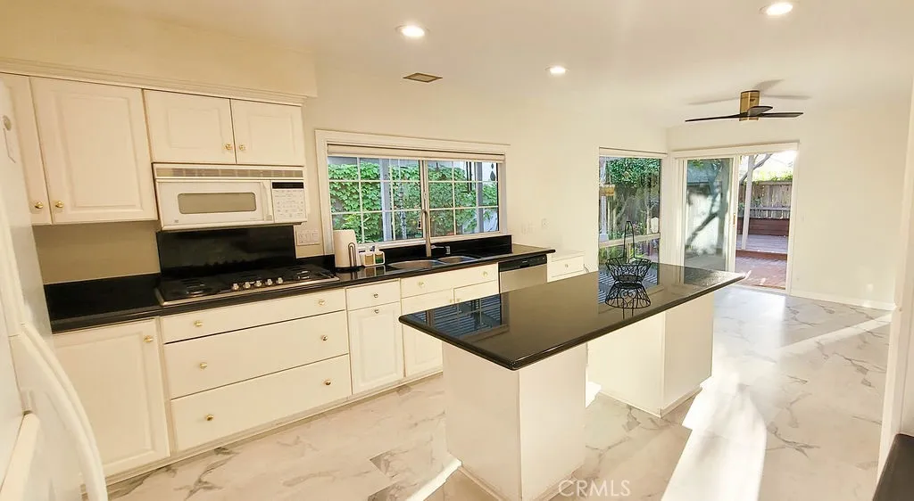 Additional image 12 of 42 Almond Tree Ln, Irvine, CA 92612
