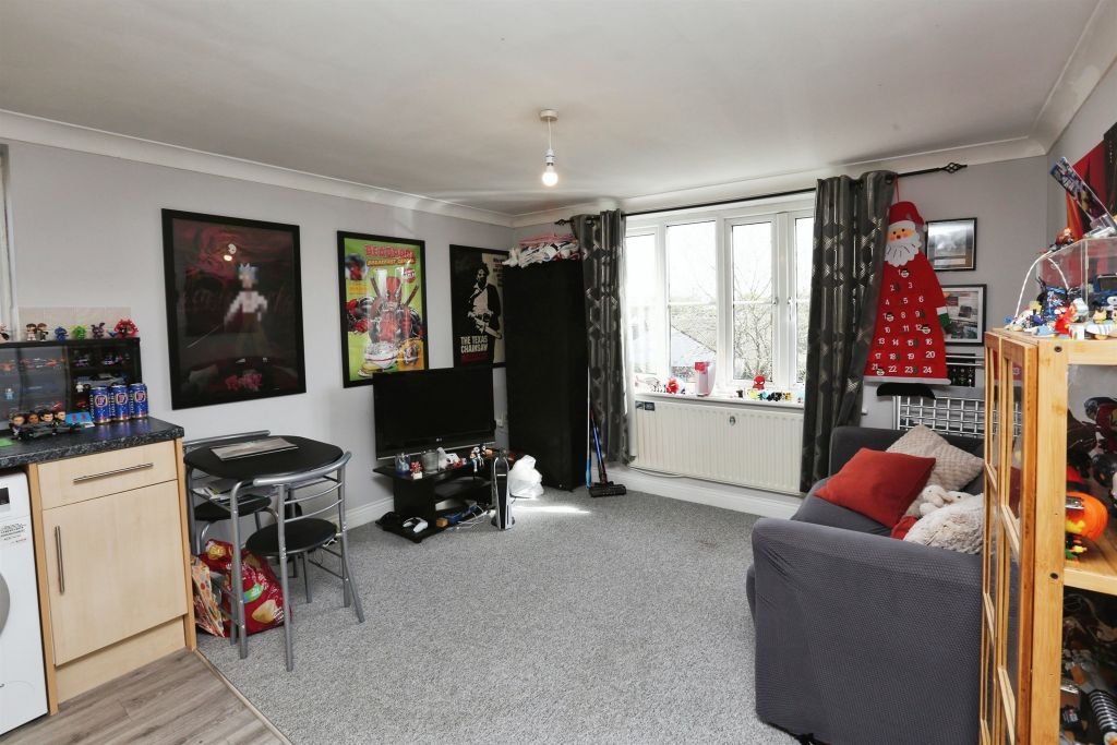 Additional image 9 of 1 bed flat for saleLower Northam Road, Hedge End, Southampton SO30