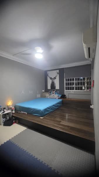 437 Tampines Street 43