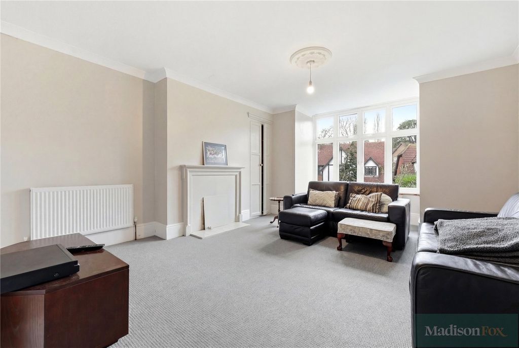 Additional image 13 of 7 bed semi-detached house for saleHigh Road, Loughton, Essex IG10