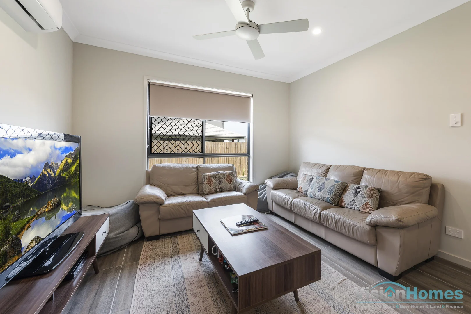 22 Lackmann Cres, Mango Hill QLD 4509 photo 4