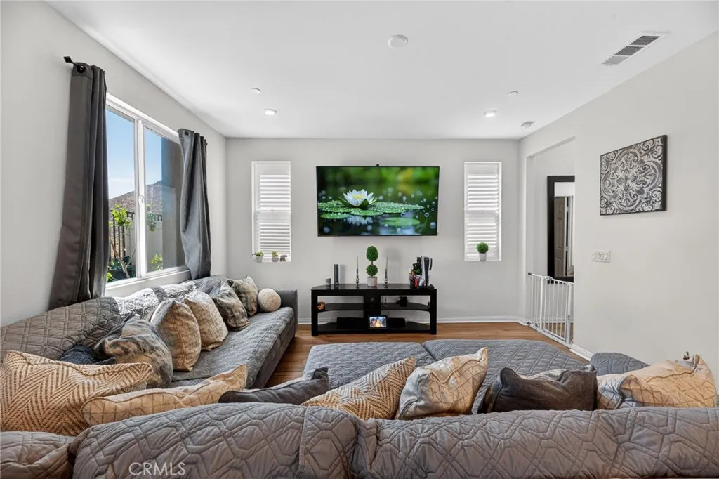 Additional image 43 of 500 Enzo St, Lake Elsinore, CA 92530