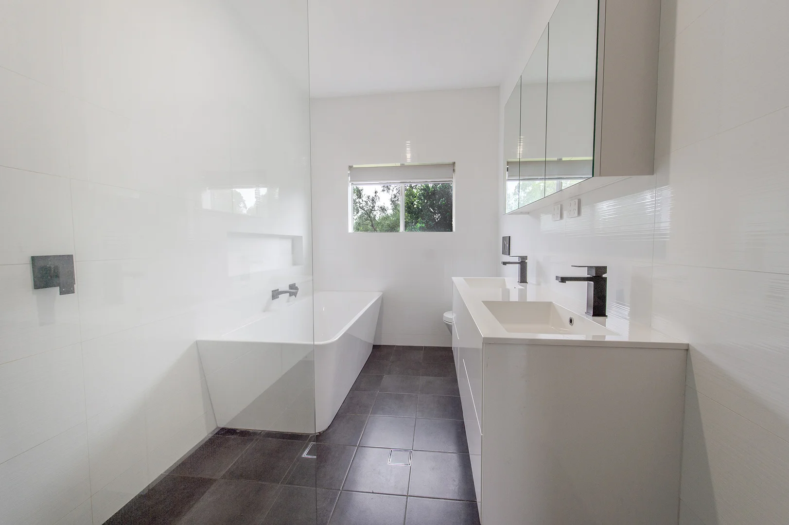 Additional image 9 of 3 Golfview Drive, Wallacia NSW 2745