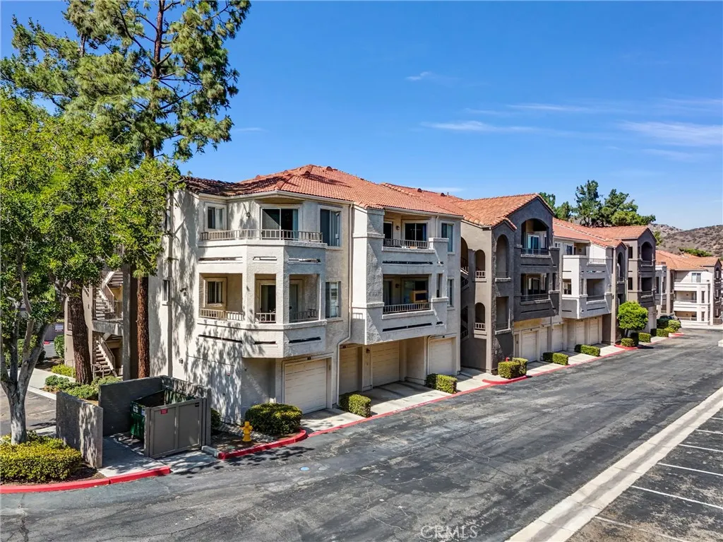 Additional image 60 of 1980 Las Colinas Circle Unit 301, Corona, CA 92879
