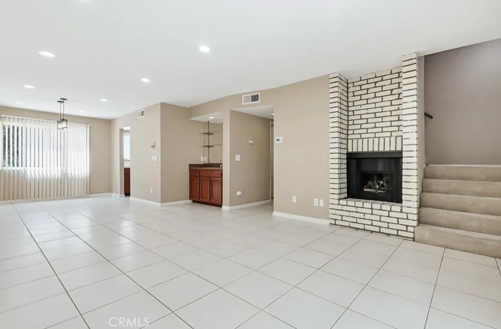 Additional image 17 of 19018 Sherman Way Unit 110, Reseda, CA 91335