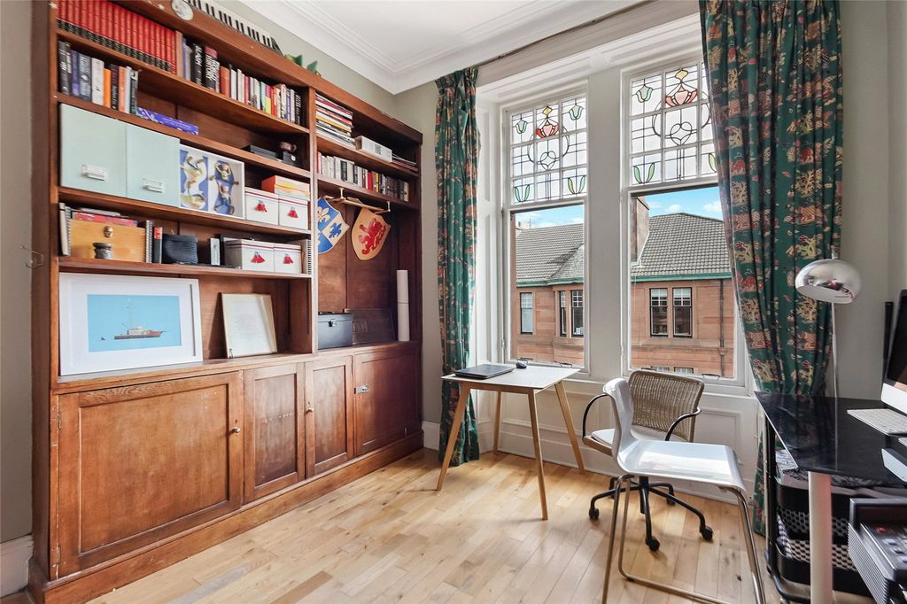 Additional image 17 of 4 bed flat for saleHighburgh Road, Dowanhill, Glasgow G12